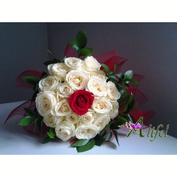 Buchet de 21 trandafiri albi cu rosu